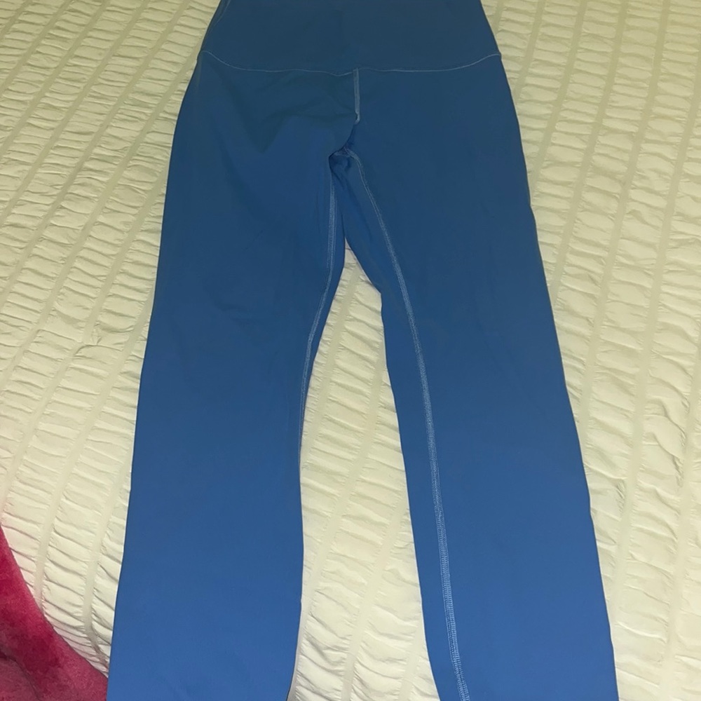 Poolside blue wonder under Lululemon leggings size 6